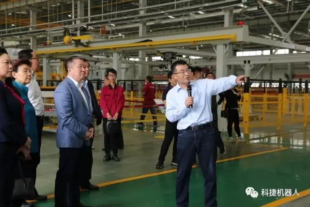 【新闻】天下政协委员教科卫体委员会副主任、科技部原副部长曹健林向导天下政协调研组莅临c7c7娱乐平台官网入口机械人调研